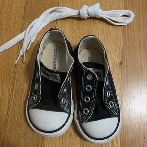 Infant Converse size 5